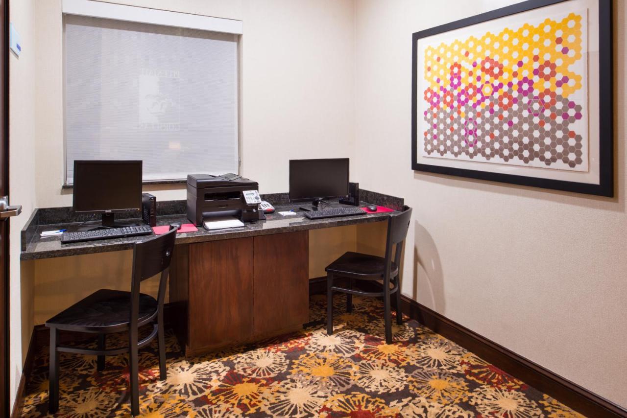 Holiday Inn Express & Suites Pittsburg By Ihg Exteriör bild