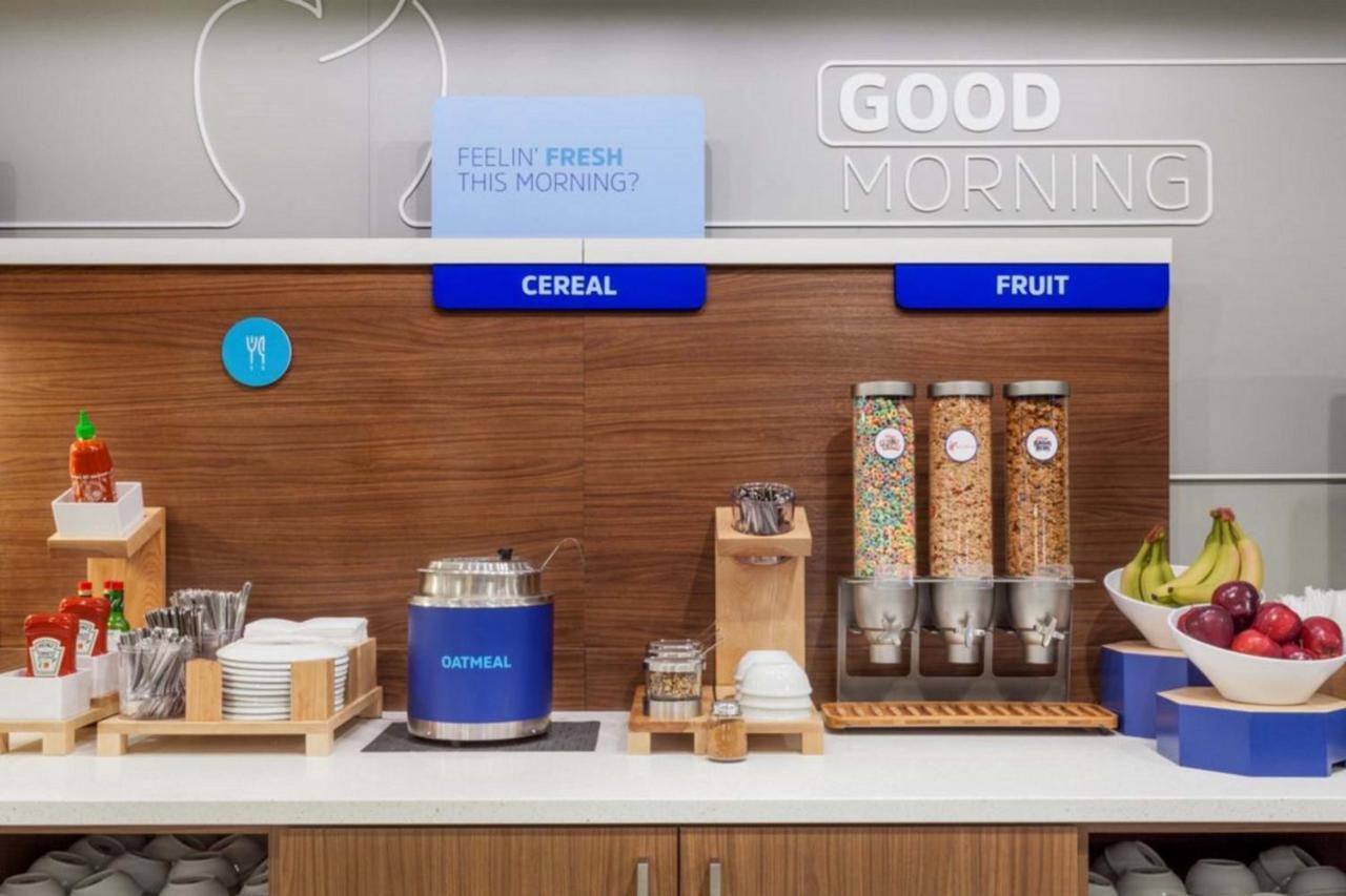 Holiday Inn Express & Suites Pittsburg By Ihg Exteriör bild