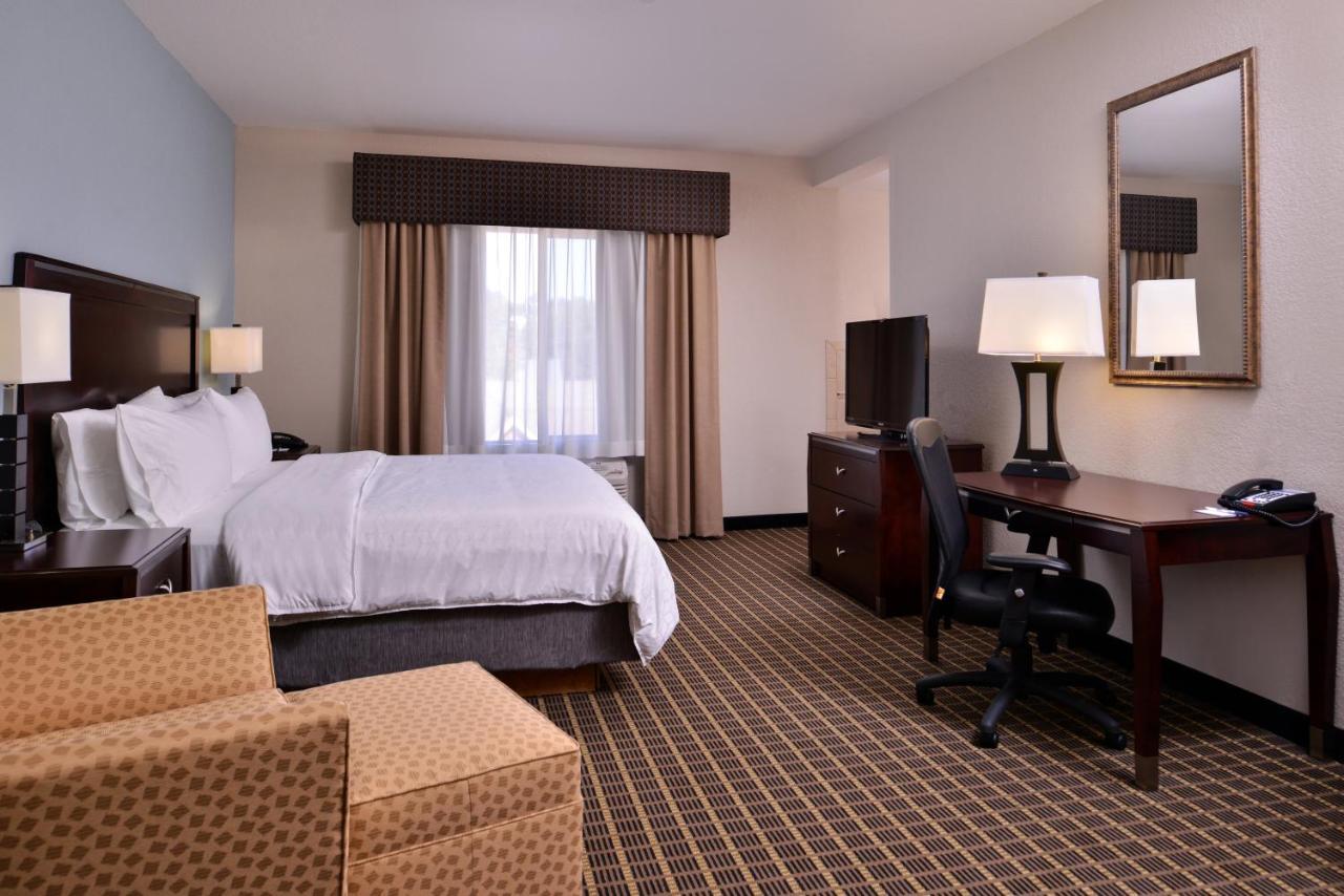 Holiday Inn Express & Suites Pittsburg By Ihg Exteriör bild