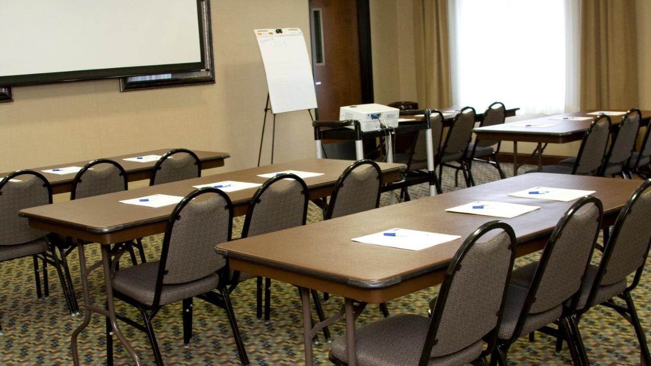 Holiday Inn Express & Suites Pittsburg By Ihg Exteriör bild