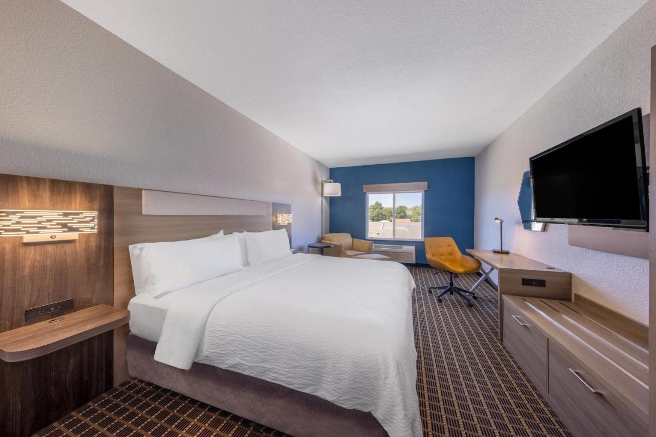 Holiday Inn Express & Suites Pittsburg By Ihg Exteriör bild