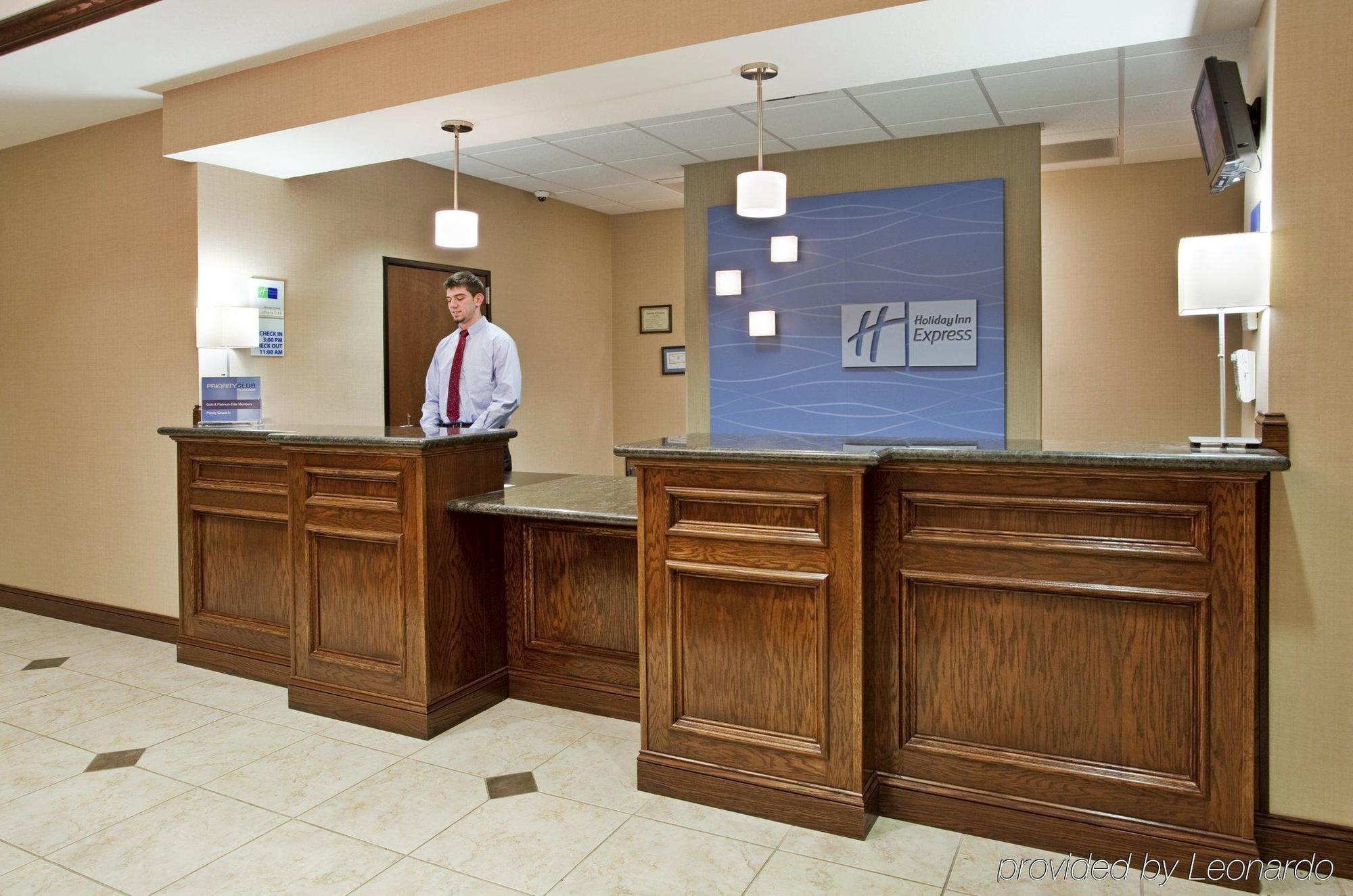 Holiday Inn Express & Suites Pittsburg By Ihg Exteriör bild