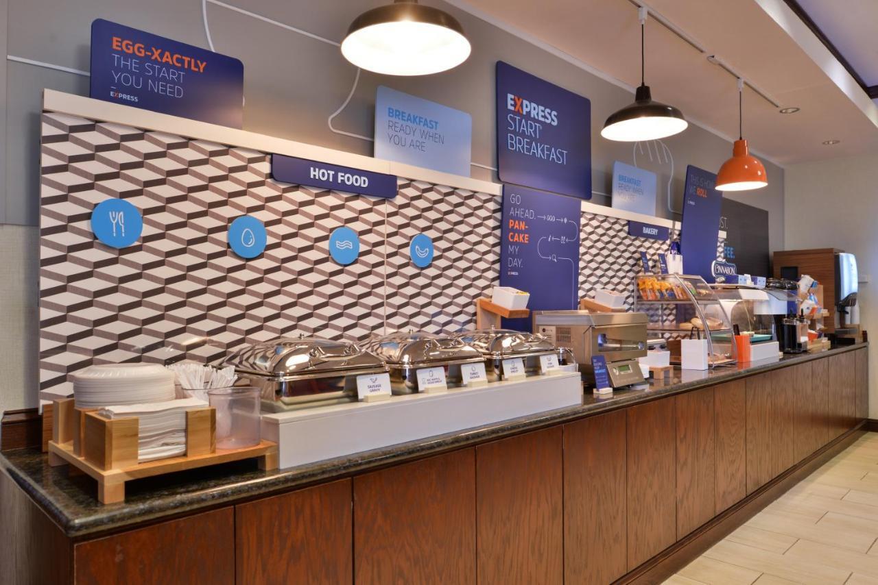 Holiday Inn Express & Suites Pittsburg By Ihg Exteriör bild