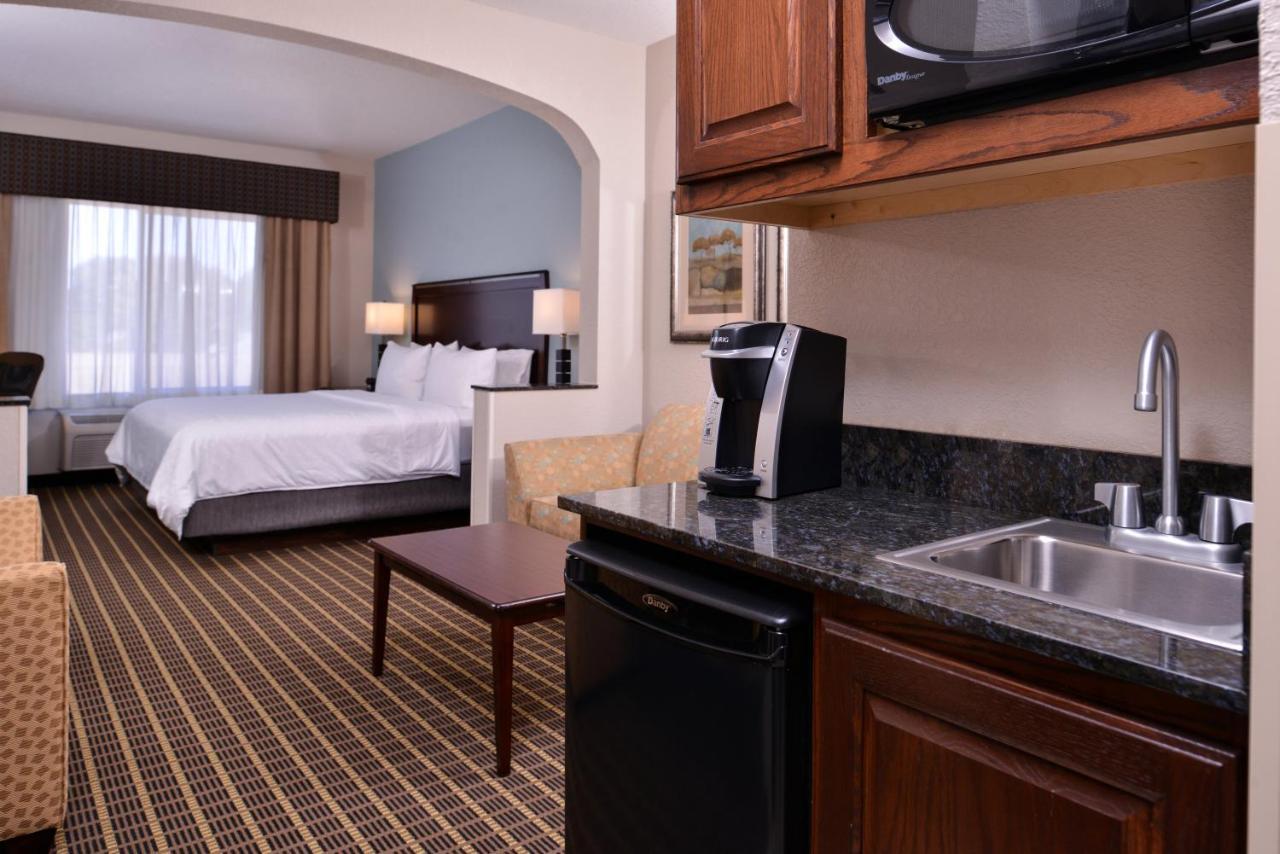 Holiday Inn Express & Suites Pittsburg By Ihg Exteriör bild